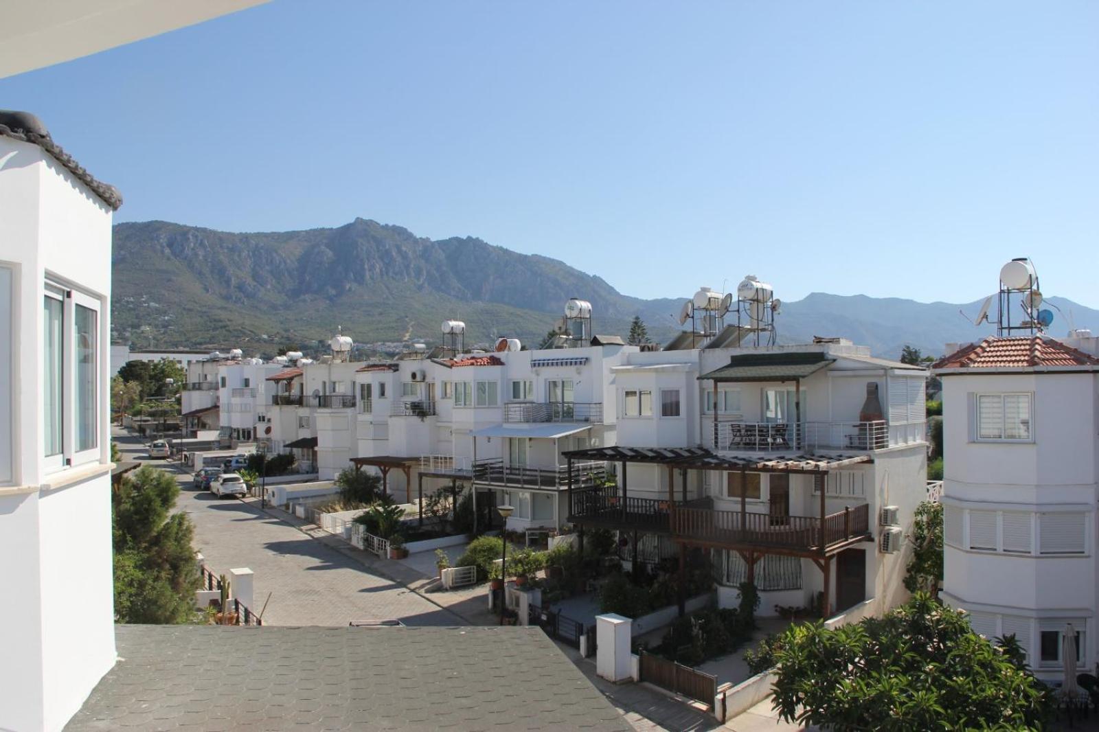 Okman Homes Kyrenia  Phòng bức ảnh